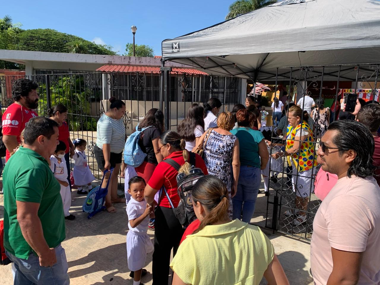 Campeche arranca el Ciclo Escolar 2025-2026 con más de 180 mil alumnos en básico Campeche arranca el Ciclo Escolar 2025-2026 con más de 180 mil alumnos en básico