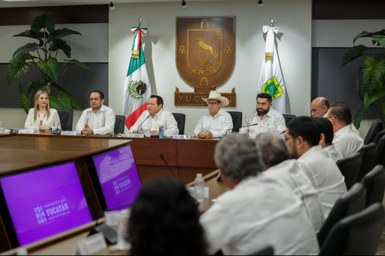 El Gobernador instala el Comité de Seguimiento para la ampliación del Puerto de Altura