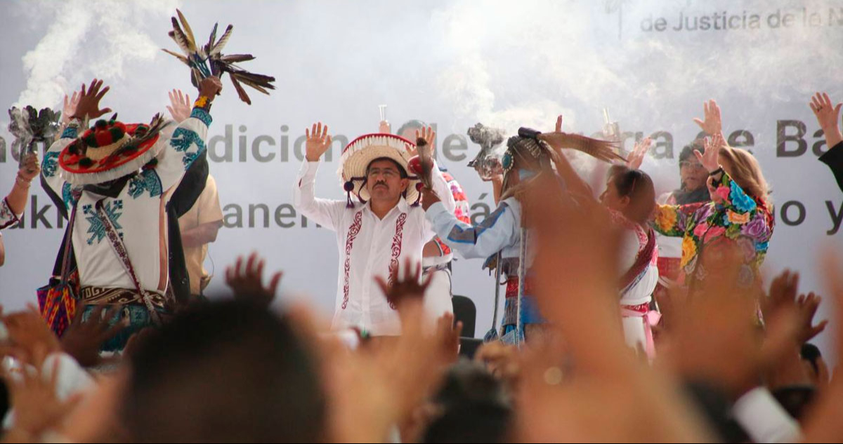 Hugo Aguilar, indígena mixteco de Oaxaca, encabeza el tribunal. Hugo Aguilar, indígena mixteco de Oaxaca, encabeza el tribunal.