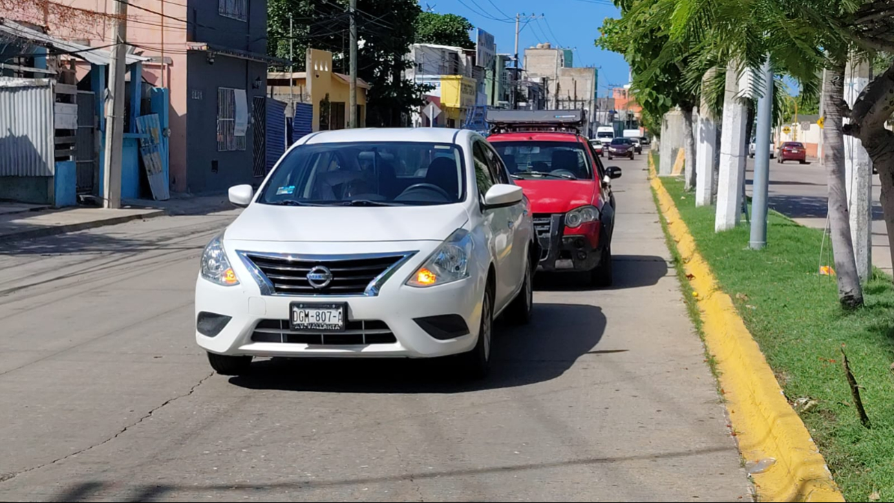 Solo se reportaron daños materiales y afectaciones a la circulación rumbo al puente Zacatal. Solo se reportaron daños materiales y afectaciones a la circulación rumbo al puente Zacatal.