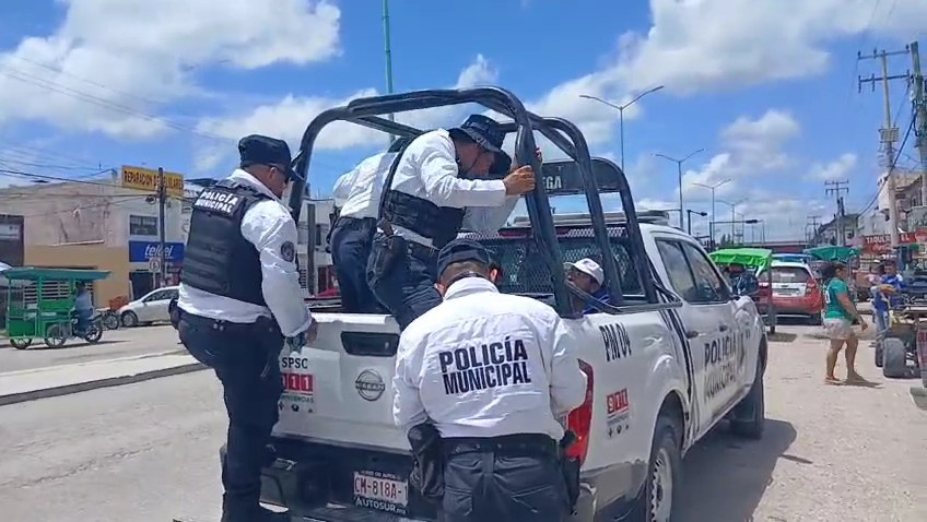 Fueron trasladados a los separos del Complejo de Seguridad Pública. Fueron trasladados a los separos del Complejo de Seguridad Pública.
