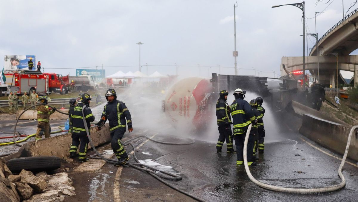 De acuerdo con la alcaldesa Aleida Alavez, desde el primer momento del siniestro se activaron protocolos de emergencia