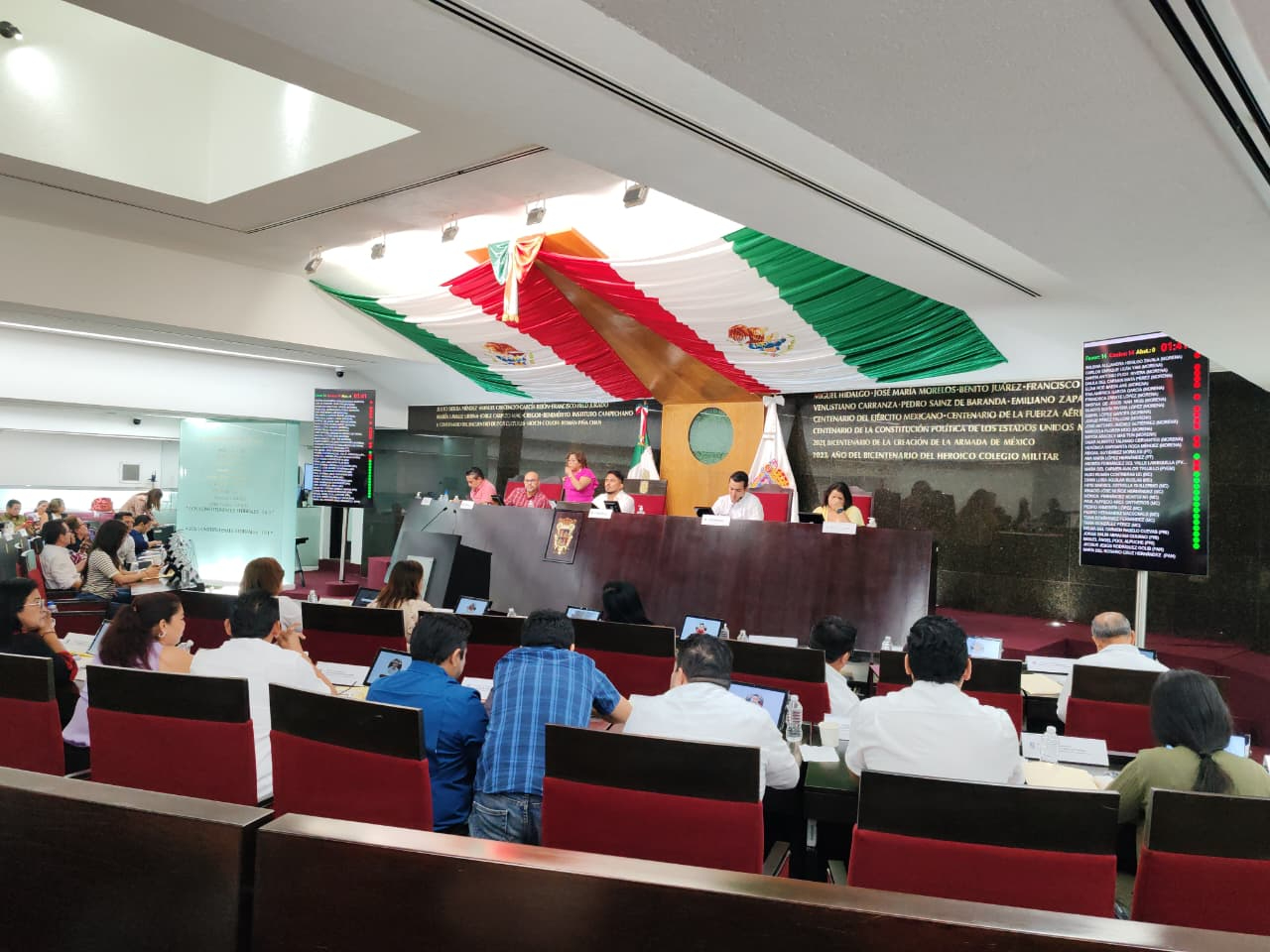 Diputados del PRI, PAN Y MC, señalan que la Ley de Expropiación de Campeche atenta contra la propiedad privada y la seguridad jurídica.