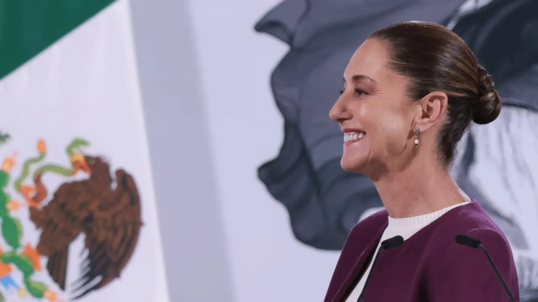 La Presidenta de México encabeza la conferencia mañanera de este viernes 12 de septiembre desde Palacio Nacional.