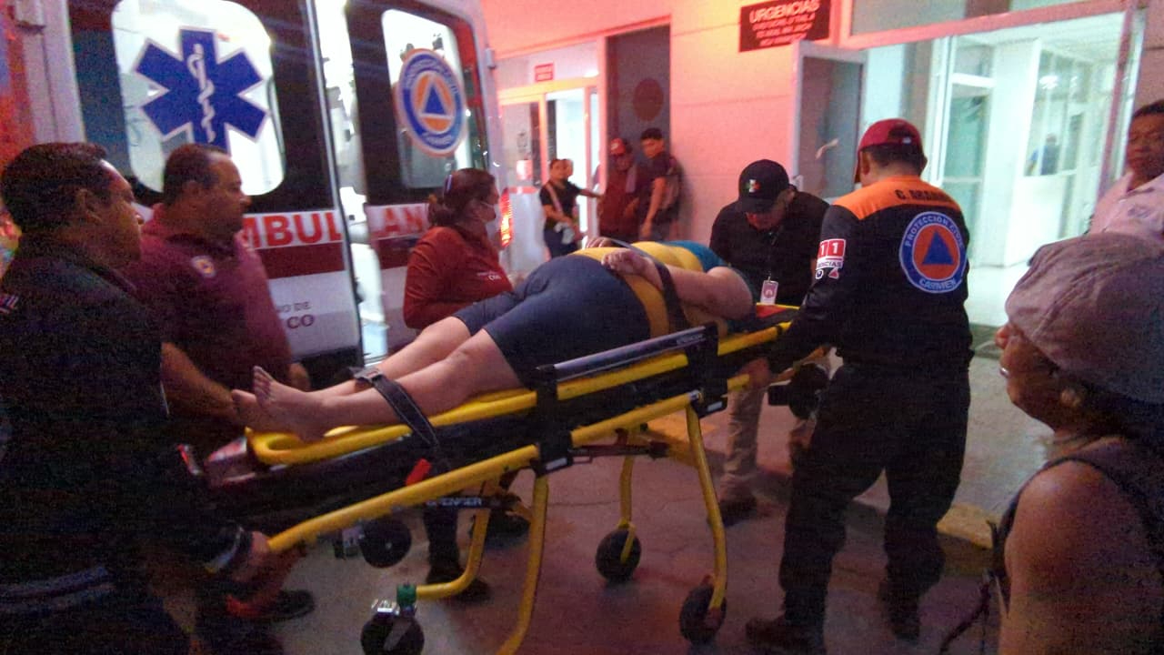 Mujer presuntamente ahogada genera intensa movilización en “La Playita” de la puntilla Mujer presuntamente ahogada genera intensa movilización en “La Playita” de la puntilla