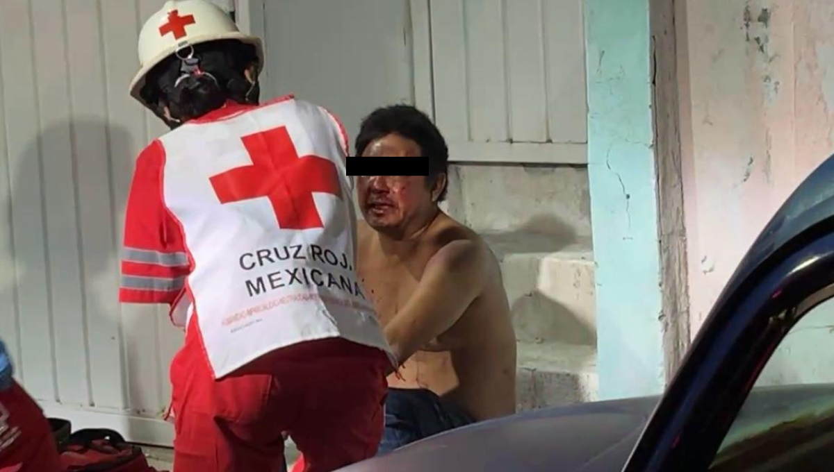 El presunto agresor terminó gravemente lesionado tras el enfrentamiento.