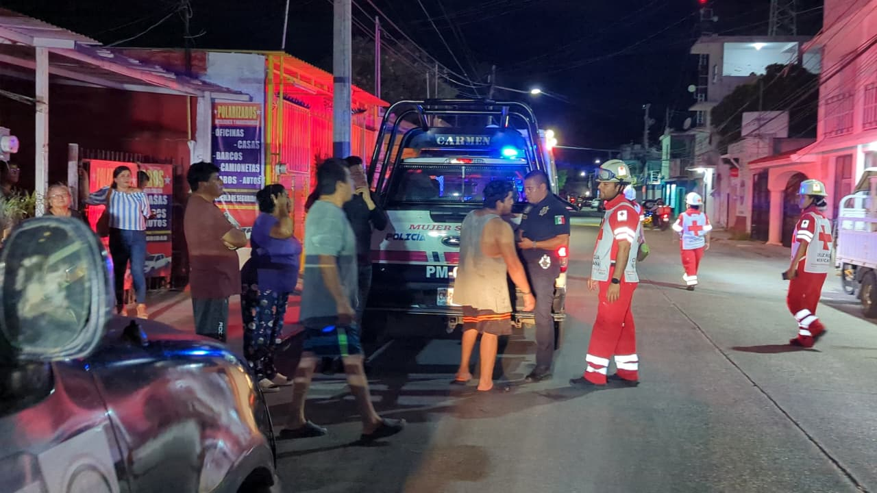 La expareja de la mujer intervino, enfrentó al presunto agresor y logró rescatarlos.