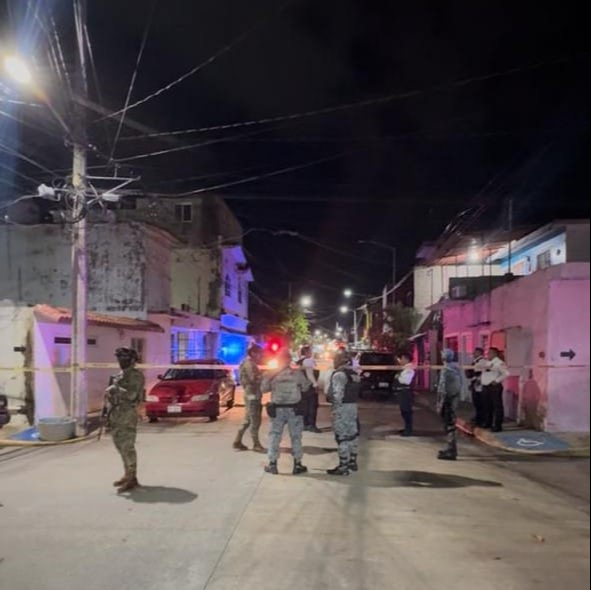 Ataque armado contra una vivienda en la colonia Insurgentes desató fuerte operativo de seguridad.