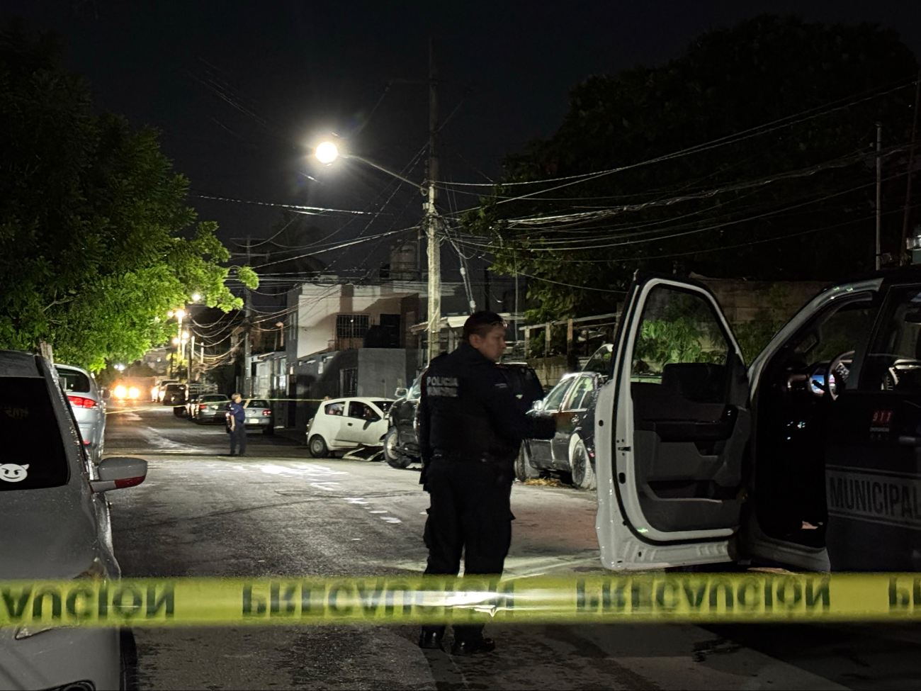 El hombre no logró ingresar a la vivienda y al quedar malherido fue llevado a un hospital