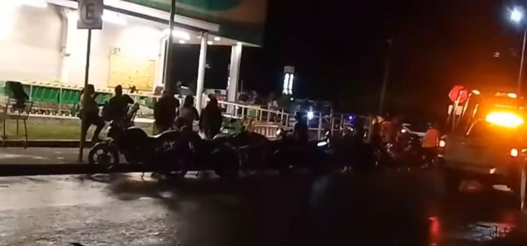 Fue en el estacionamiento de la Bodega Aurrera donde sucedió la riña.