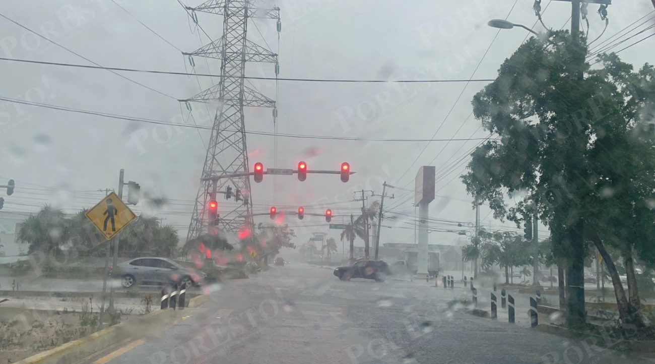 Intensa lluvia sorprende a cancunenses hoy 17 de septiembre: VIDEO 