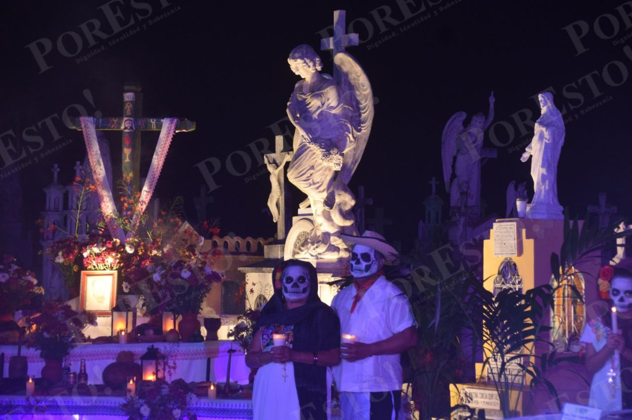 Mérida se ilumina con el Festival de las Ánimas 2025