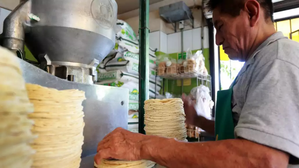 228,537 (26.8%)  moradores padecen la  falta de insumos, en  un destino donde los  hoteles tiran la comida