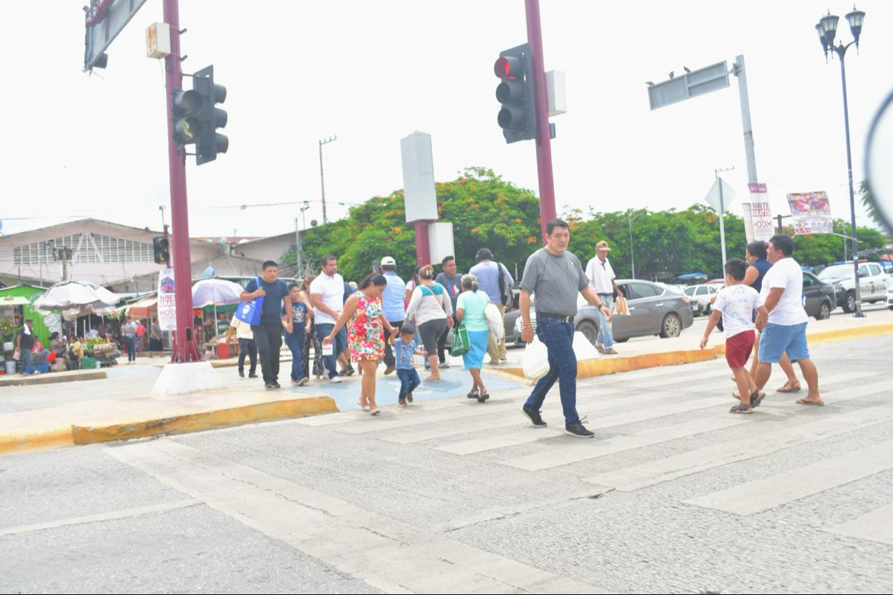 La recomendación principal es evitar riesgos durante los temporales y mantenerse informados sobre las condiciones meteorológicas. La recomendación principal es evitar riesgos durante los temporales y mantenerse informados sobre las condiciones meteorológicas.