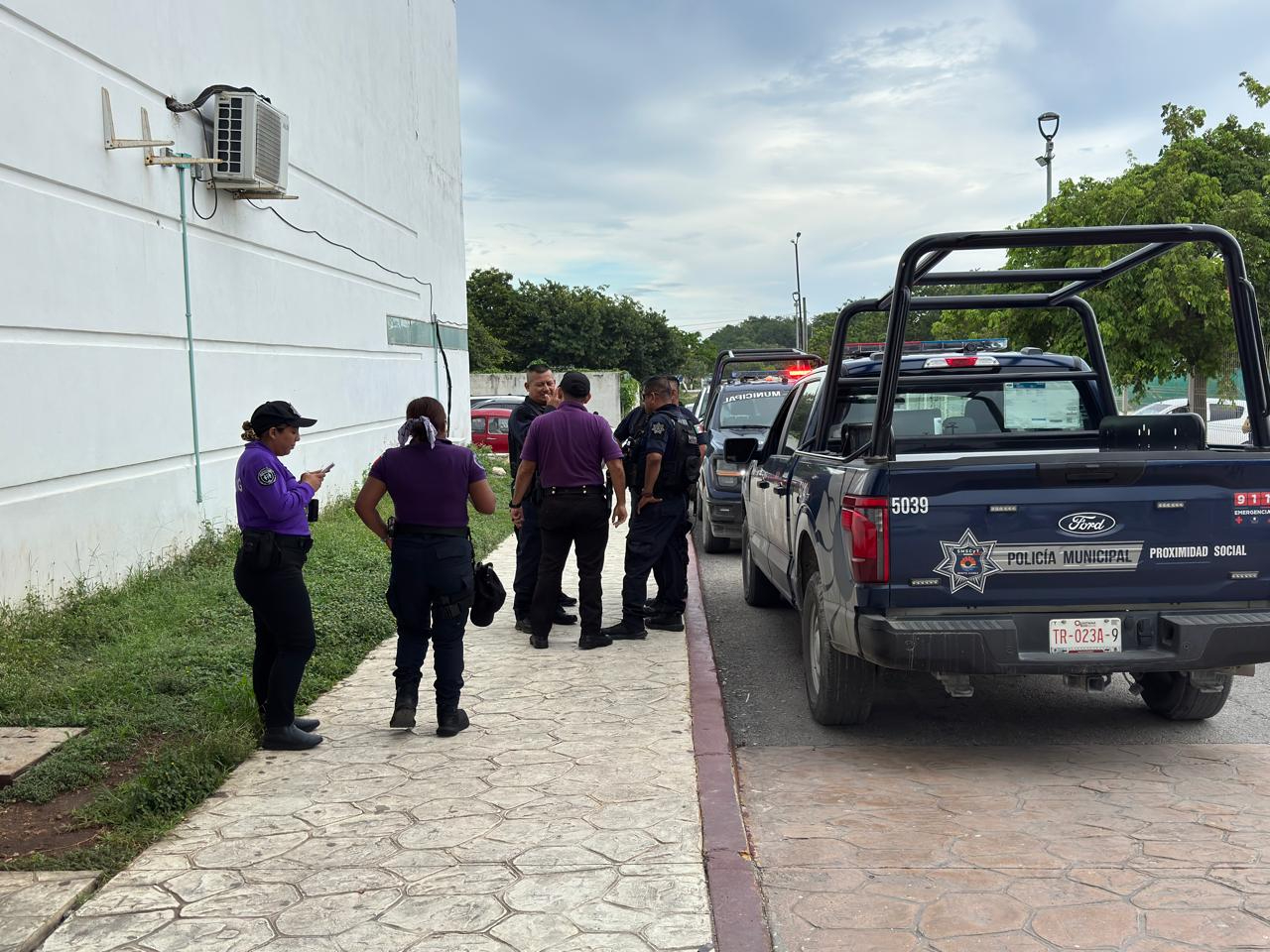 Reportan movilización policíaca en el Hospital General de Cancún Reportan movilización policíaca en el Hospital General de Cancún