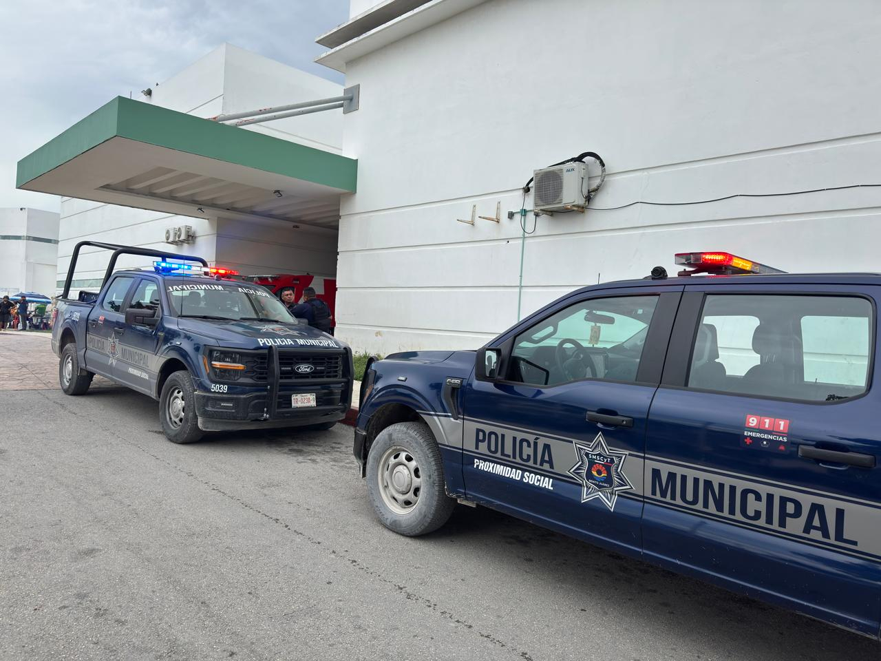 Reportan movilización policíaca en el Hospital General de Cancún Reportan movilización policíaca en el Hospital General de Cancún