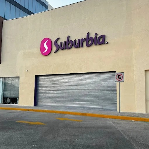 Vecinos de la calle Holché, en Ciudad del Carmen, denunciaron que la alarma de Suburbia se activa de madrugada varias veces por semana. Vecinos de la calle Holché, en Ciudad del Carmen, denunciaron que la alarma de Suburbia se activa de madrugada varias veces por semana.