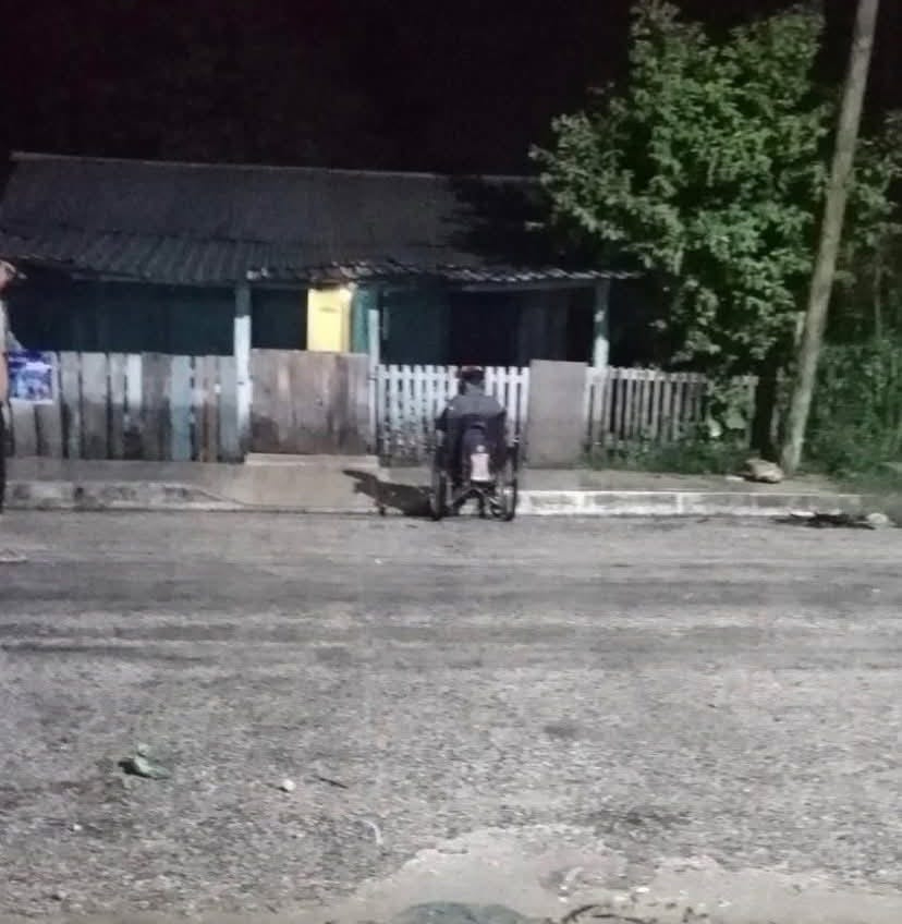 Vecinos denuncian abandono de un anciano en plena tormenta en Escárcega Vecinos denuncian abandono de un anciano en plena tormenta en Escárcega