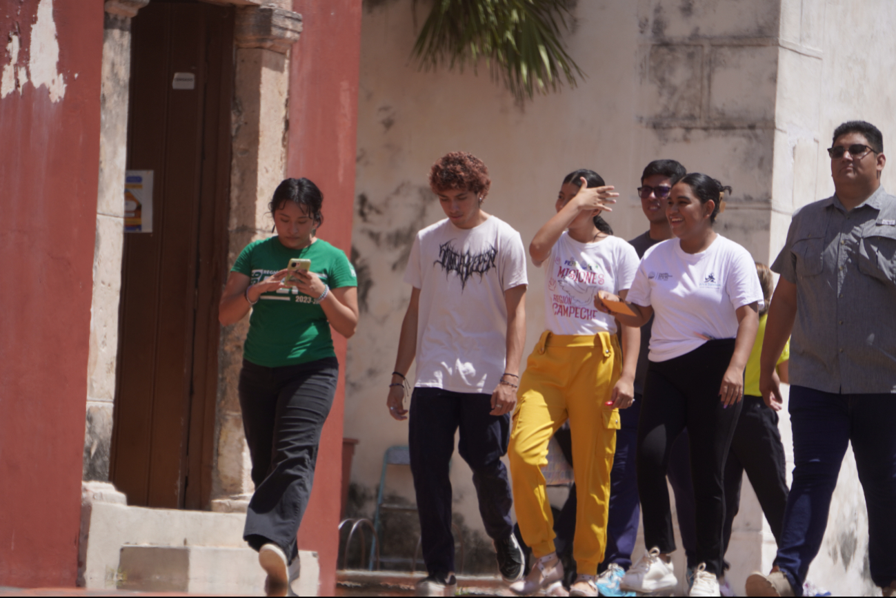 Los estudiantes sufren cuadros de estrés y ansiedad que deben ser detectados a tiempo, y eso requiere ayuda profesional