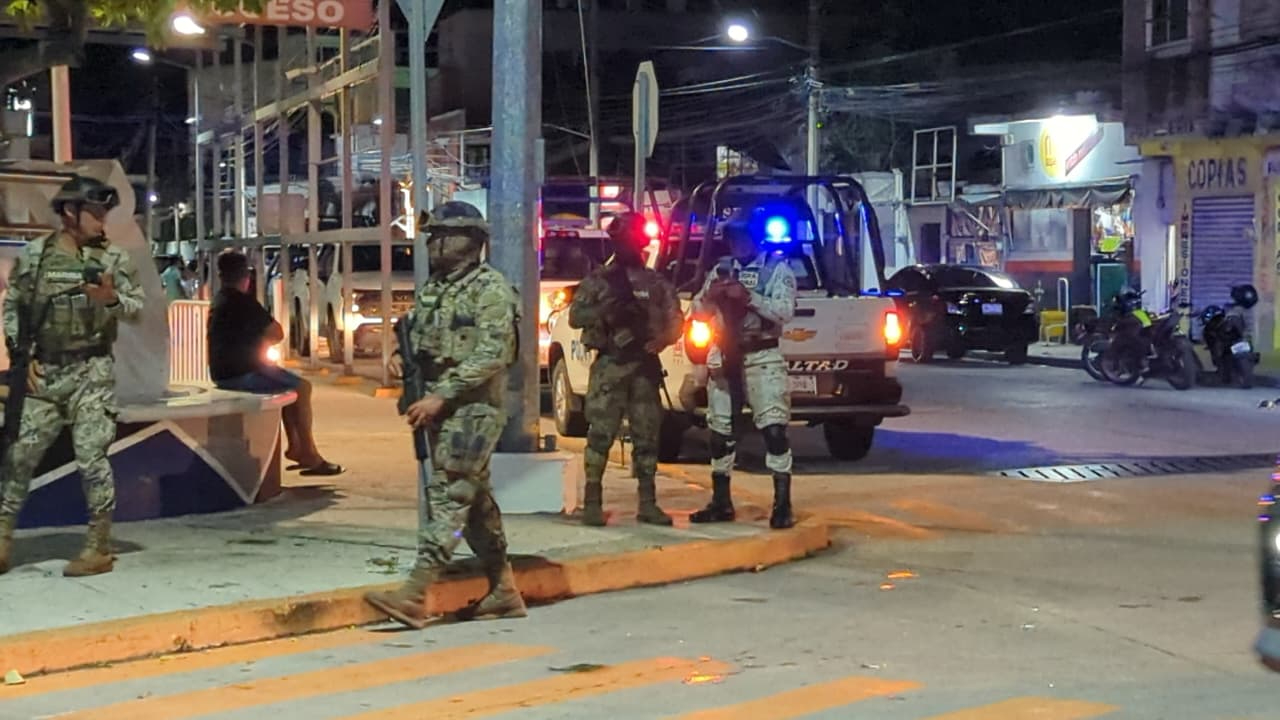 Riña con amenazas de arma de fuego genera pánico y fuerte despliegue policiaco en Carmen