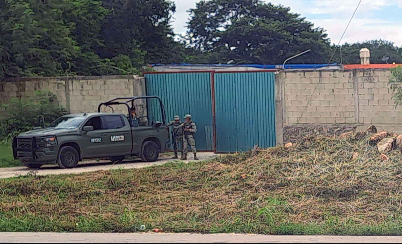 De acuerdo con el testimonio de vecinos, en el lugar se solían concentrar huachicoleros a dejar cargas