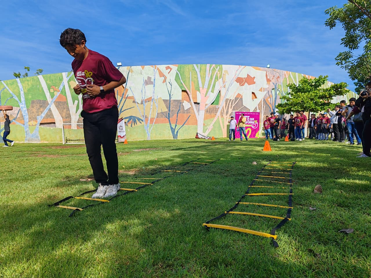 El evento se realizó en el parque Ximbal de Campeche, con muralismo, deportes y actividades recreativas.