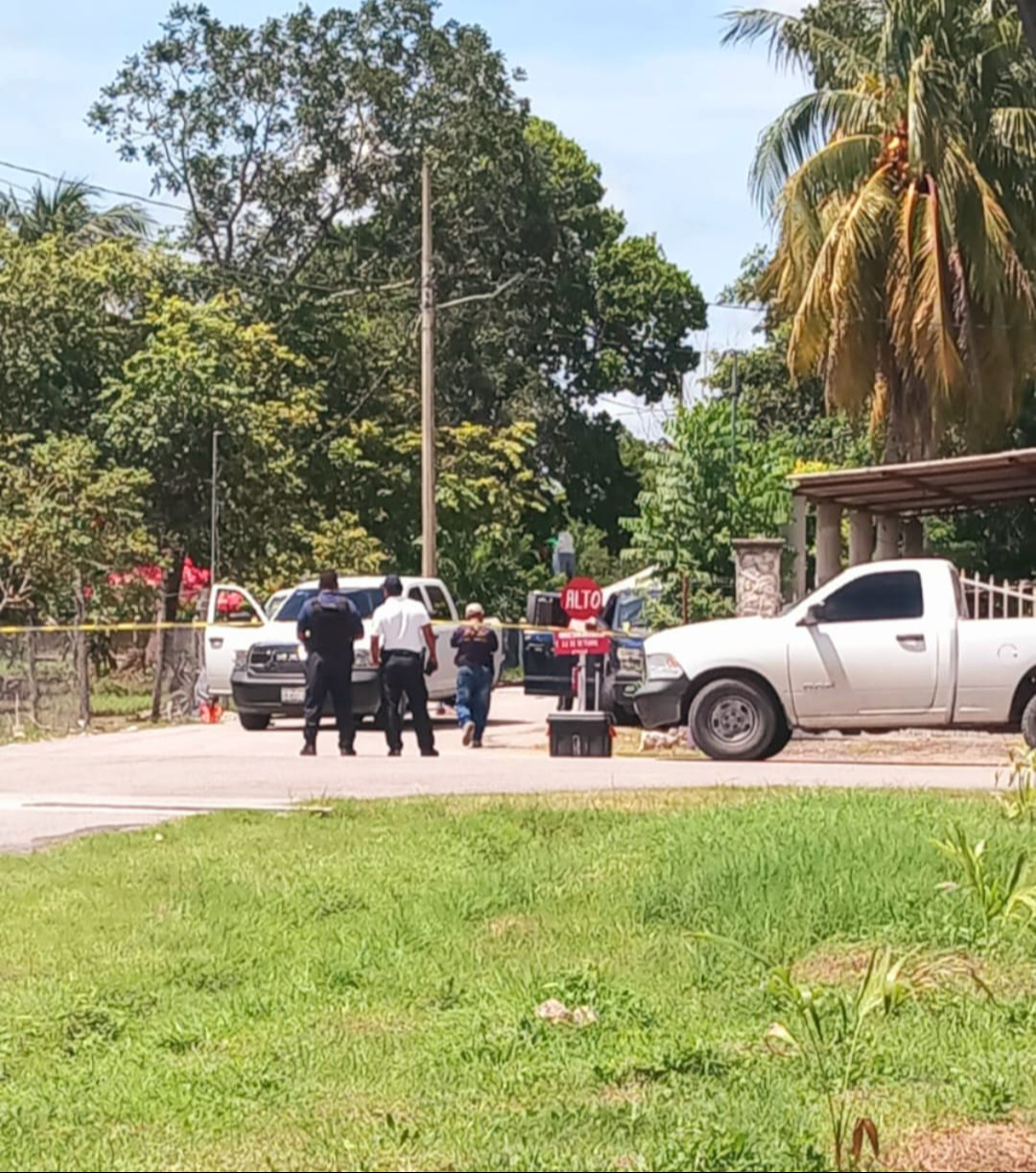 Hallan muerto a hombre de 60 años en camioneta con placas de Tamaulipas
