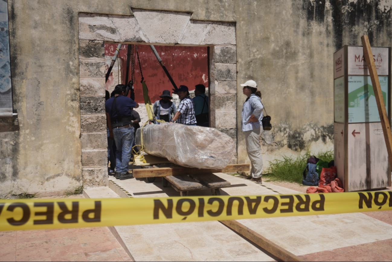 La Estela del Palmar, descubierta en Calakmul, regresó al Museo de la Soledad tras un proceso de conservación.