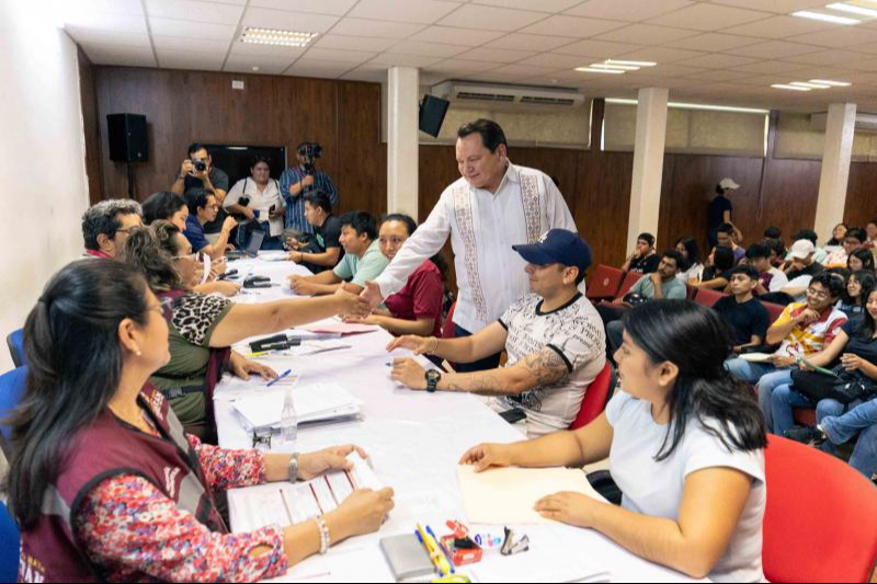 Becas Juventudes Renacimiento impulsan a estudiantes del Tecnológico de Mérida