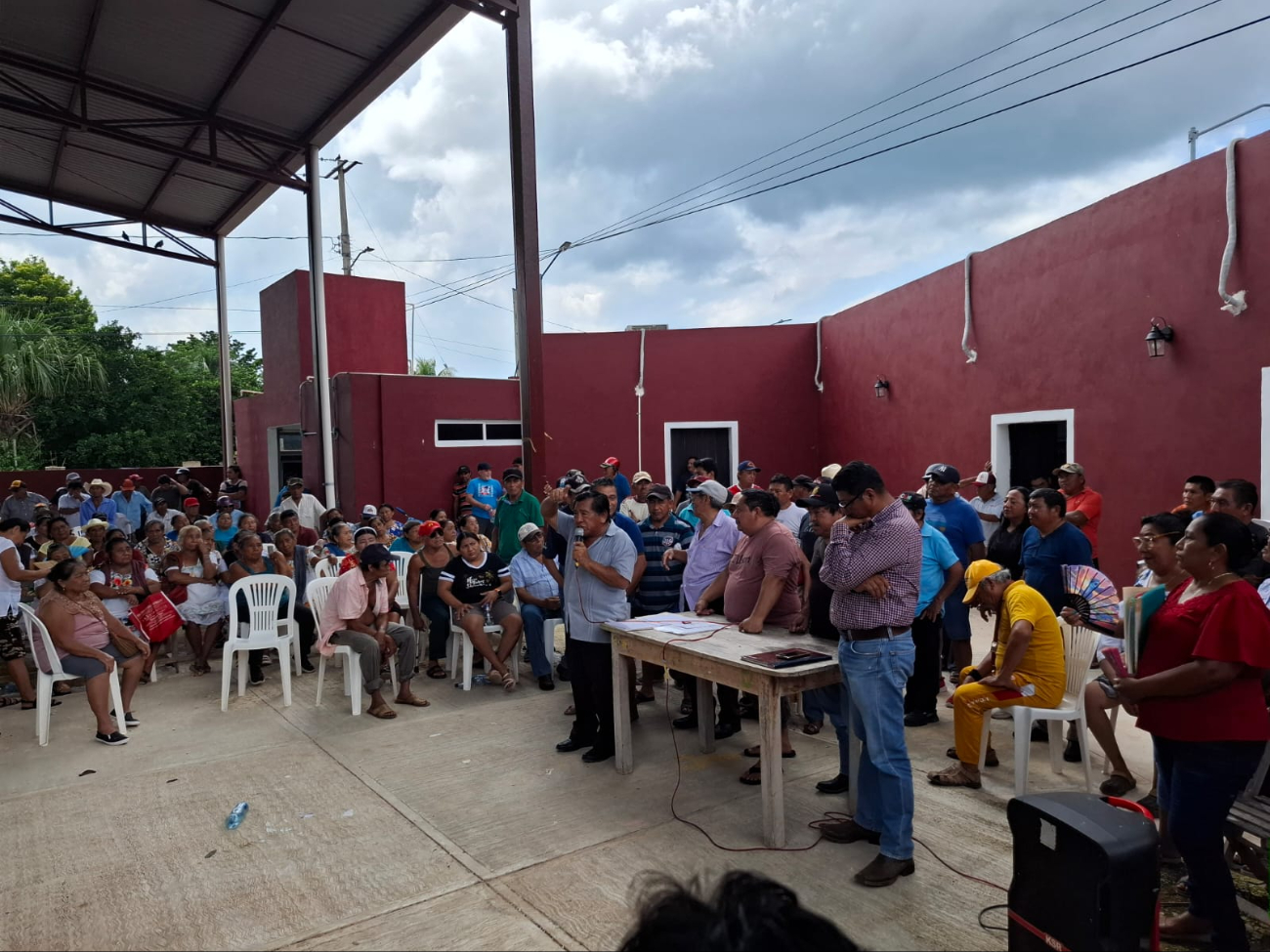 Ejidatarios se reunieron para tratar diferentes temas.