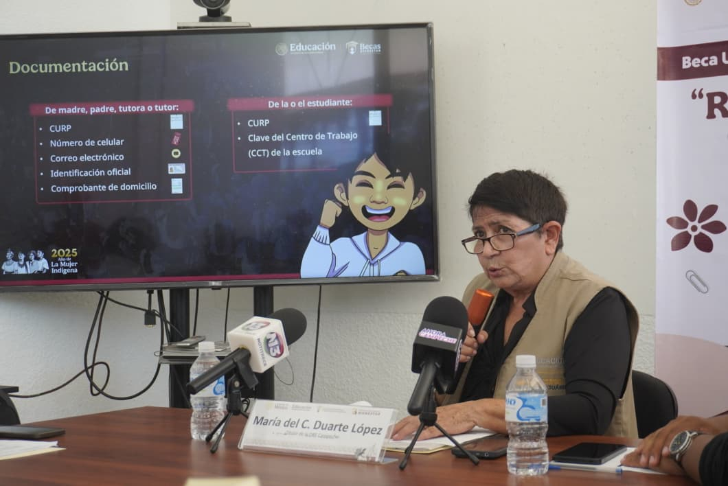 Padres y tutores, responsables de registrar y recoger la Beca "Rita Cetina" Padres y tutores, responsables de registrar y recoger la Beca "Rita Cetina"