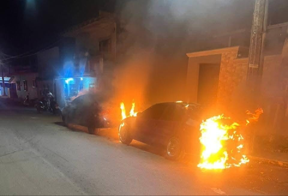 Alrededor de las 2:30 de la madrugada del jueves, se reportó el siniestro en la colonia 10 de Abril al número de emergencias Alrededor de las 2:30 de la madrugada del jueves, se reportó el siniestro en la colonia 10 de Abril al número de emergencias