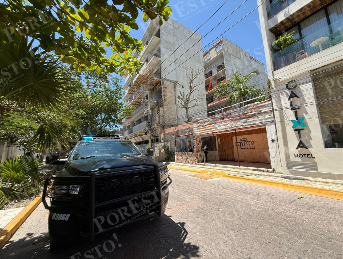 Vecinos de la zona escucharon un estruendo seguido de gritos de auxilio del hombre, por lo que llamaron a emergencias Vecinos de la zona escucharon un estruendo seguido de gritos de auxilio del hombre, por lo que llamaron a emergencias