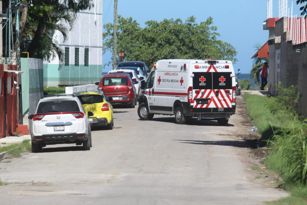 El guiador, de 22 años, fue trasladado al hospital IMSS-Bienestar con posible fractura en el pie. El guiador, de 22 años, fue trasladado al hospital IMSS-Bienestar con posible fractura en el pie.