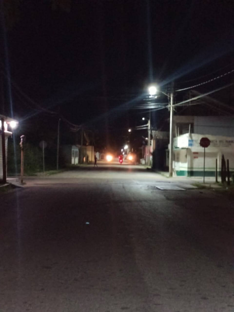 Cinco horas sin luz en Sabancuy: pobladores reclaman transformadores y cables nuevos
