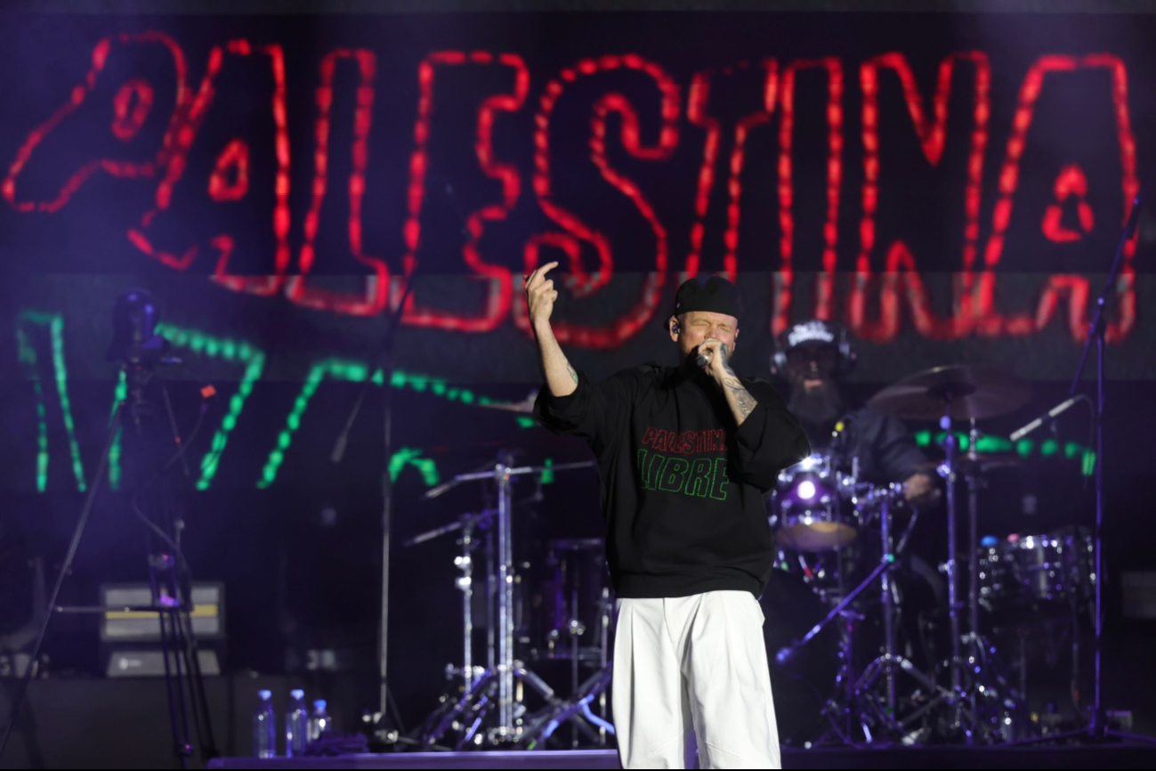  Entre protestas y música, Residente reúne a 180 mil personas en el Zócalo de la CDMX 