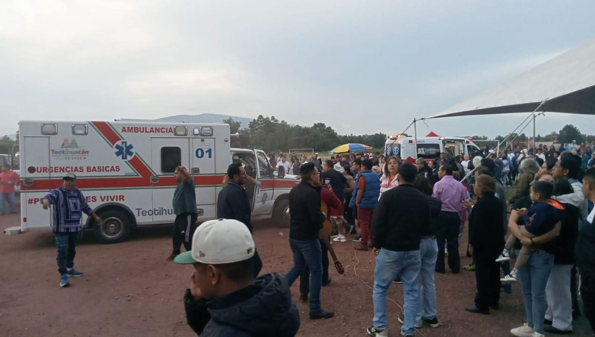 El incidente se originó cuando cuatro abanicos de un castillo pirotécnico se desplomaron