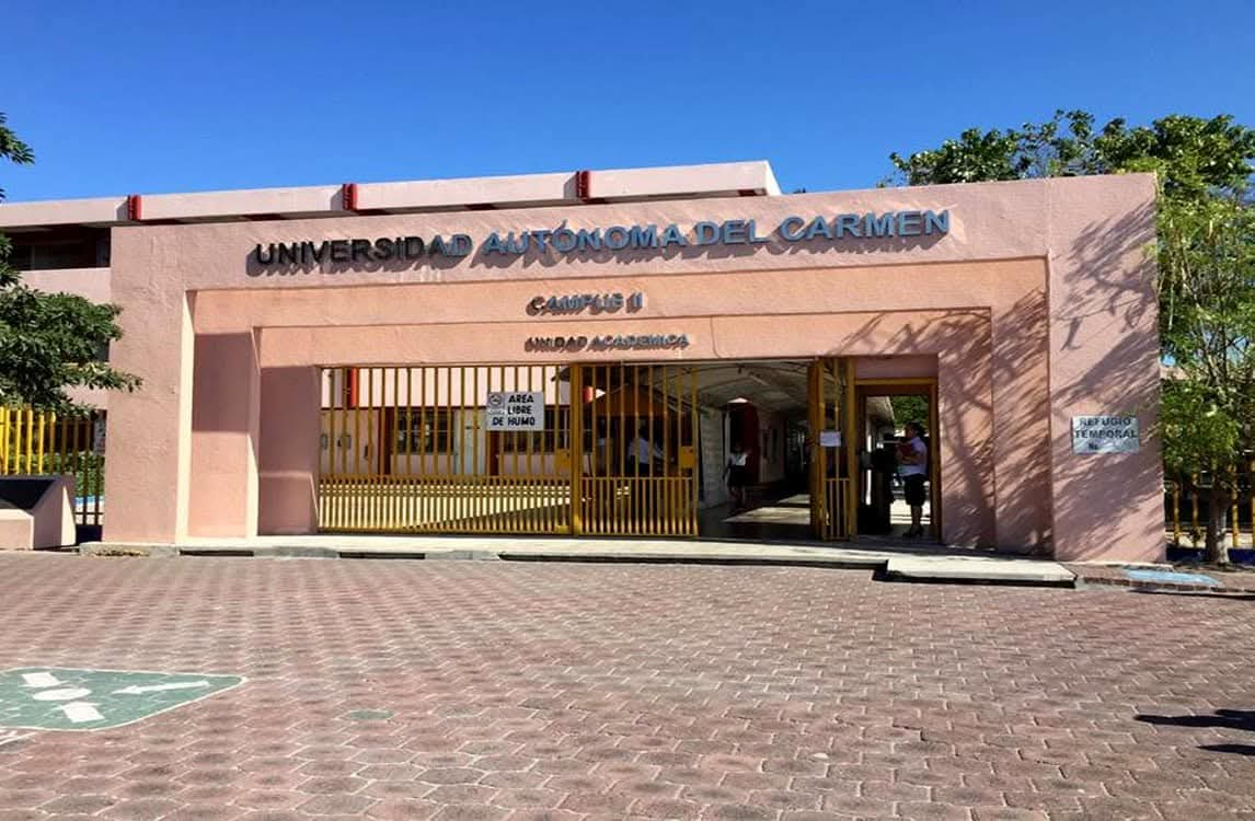 Fallas eléctricas obligan a suspender actividades en la Universidad Autónoma del Carmen
