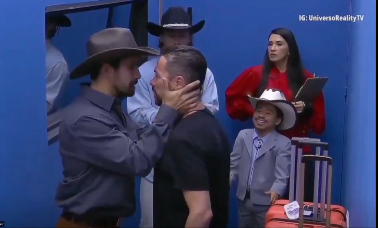 El beso que parecía muy sincero