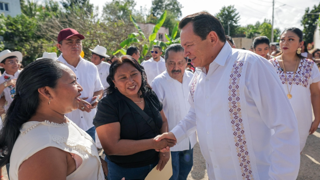 Joaquín Díaz Mena alista su Primer Informe de Gobierno