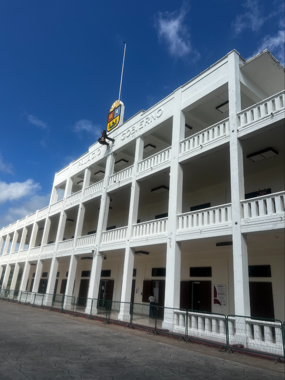 Burócratas por honorarios señalaron que el retraso salarial no se debe a fallas técnicas, sino a la falta de recursos del Gobierno del Estado