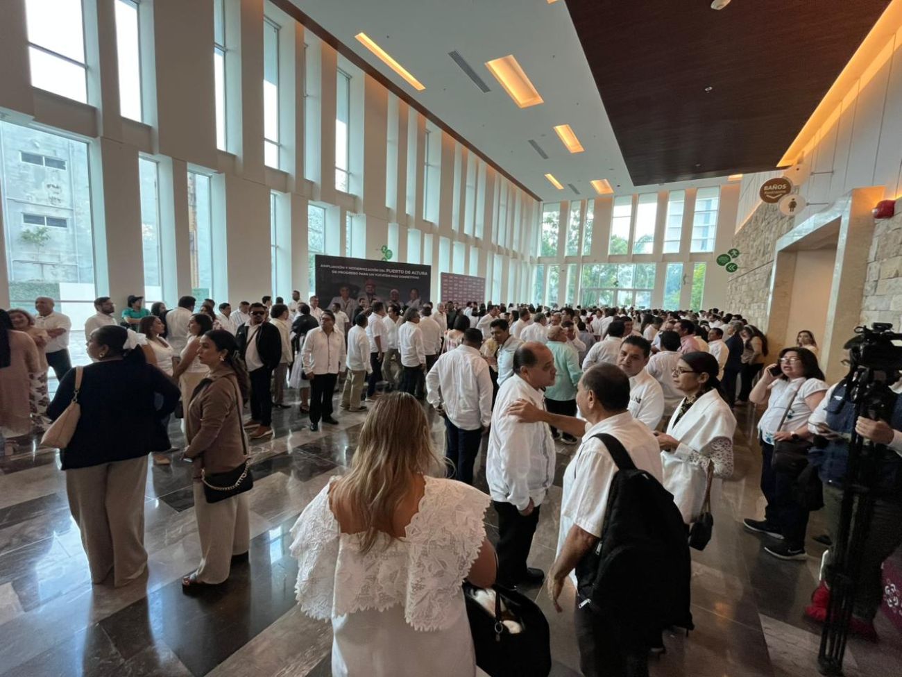 La sede del Primer Informe de Gobierno fue en el Centro Internacional de Congresos en Mérida