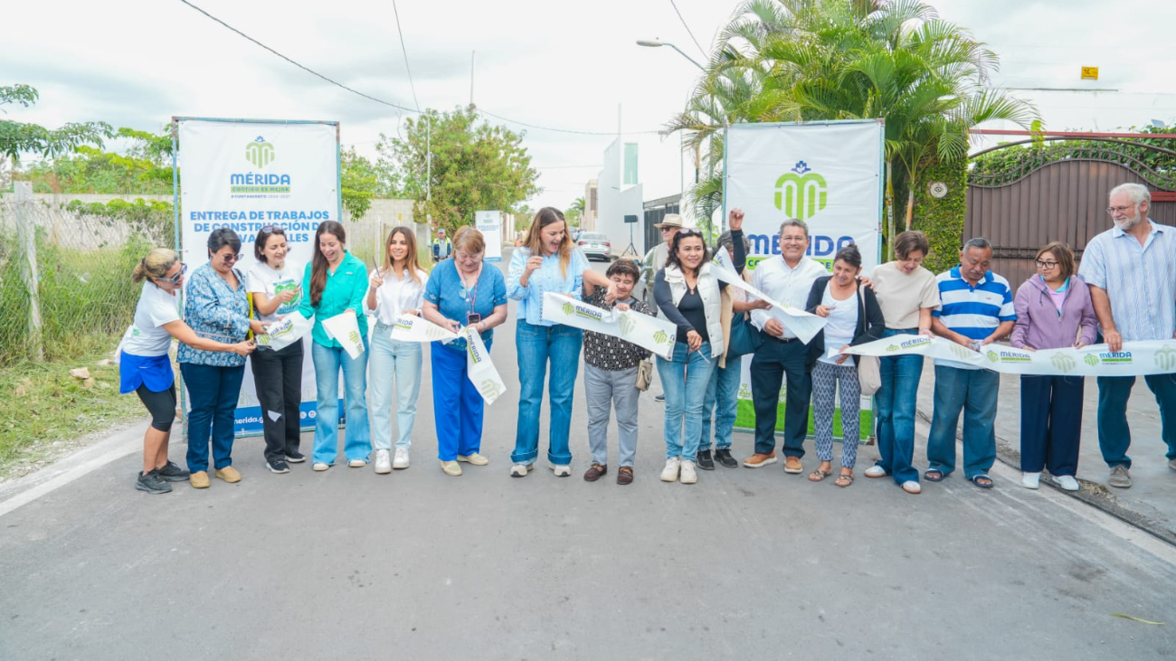 El Ayuntamiento entrega la repavimentación de una vía y supervisa dos intervenciones más