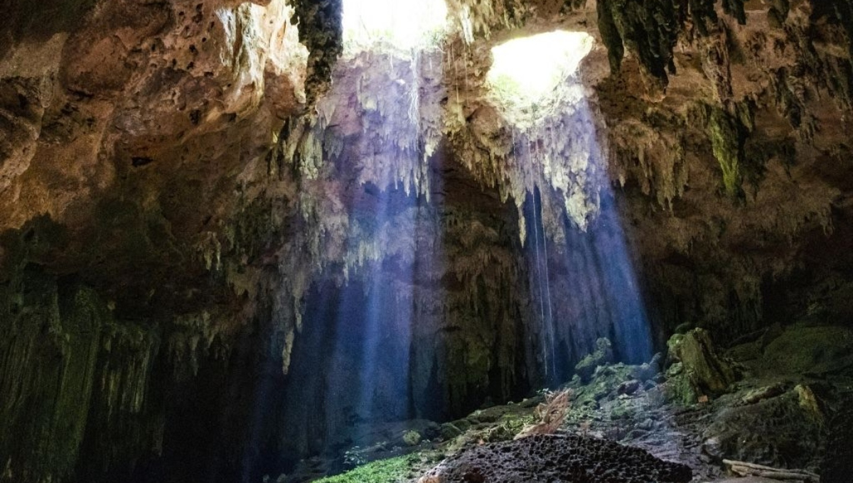 El nombre de las grutas proviene del maya yucateco y significa literalmente “flor de piedra”