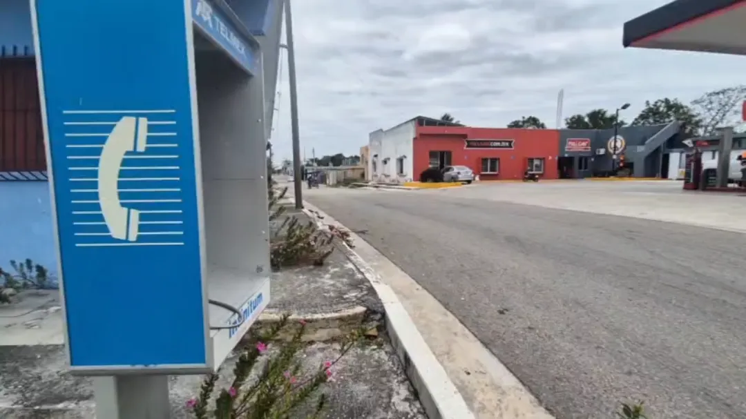 Champotón aún conserva casetas telefónicas pese a la era móvil