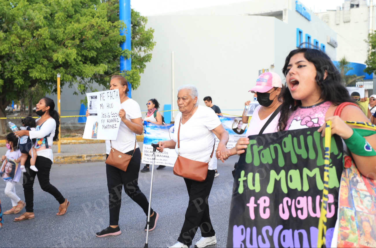Madres recorrieron centros de rehabilitación y hallaron con vida a dos