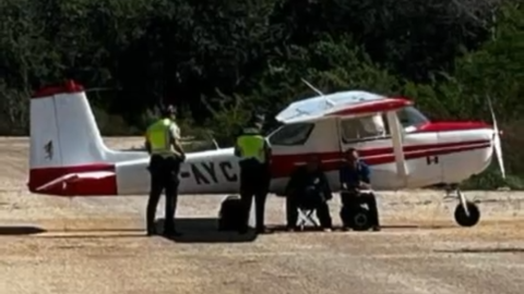 Avioneta realiza aterrizaje de emergencia en Kanasín tras presentar falla mecánica