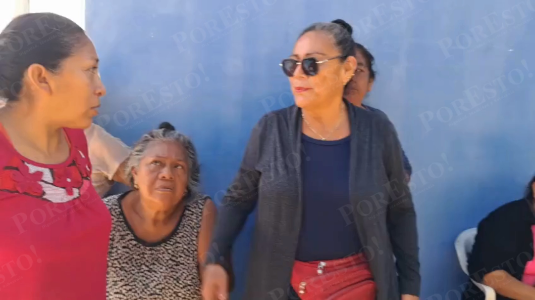 Reparan bache en Región 226 de Cancún, pero vecinos denuncian abandono de toda la colonia