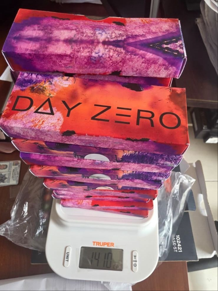 La maleta y el contenido fueron asegurados y puestos a disposición de las autoridades