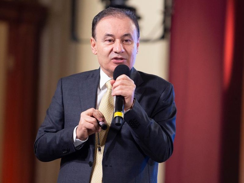 Alfonso Durazo llamó a los nuevos coordinadores estatales de Morena a demostrar su respaldo al movimiento mediante el trabajo territorial.